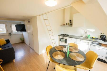 Peaceful 2 Bedroom Apartment - Ts307B Eindhoven Buitenkant foto