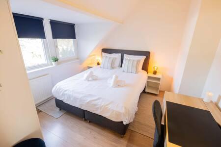 Peaceful 2 Bedroom Apartment - Ts307B Eindhoven Buitenkant foto